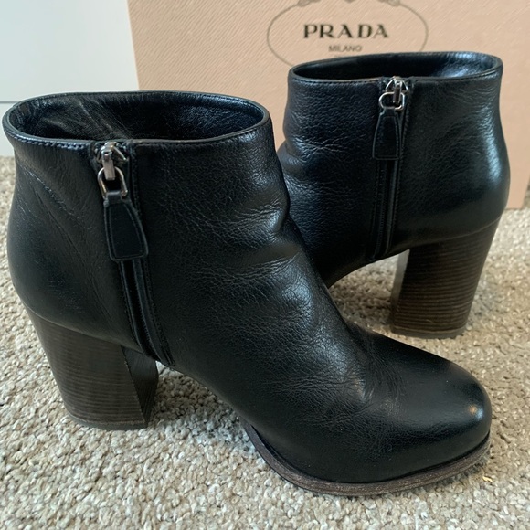 **SOLD** Prada Ankle Leather Boots - Picture 9 of 16